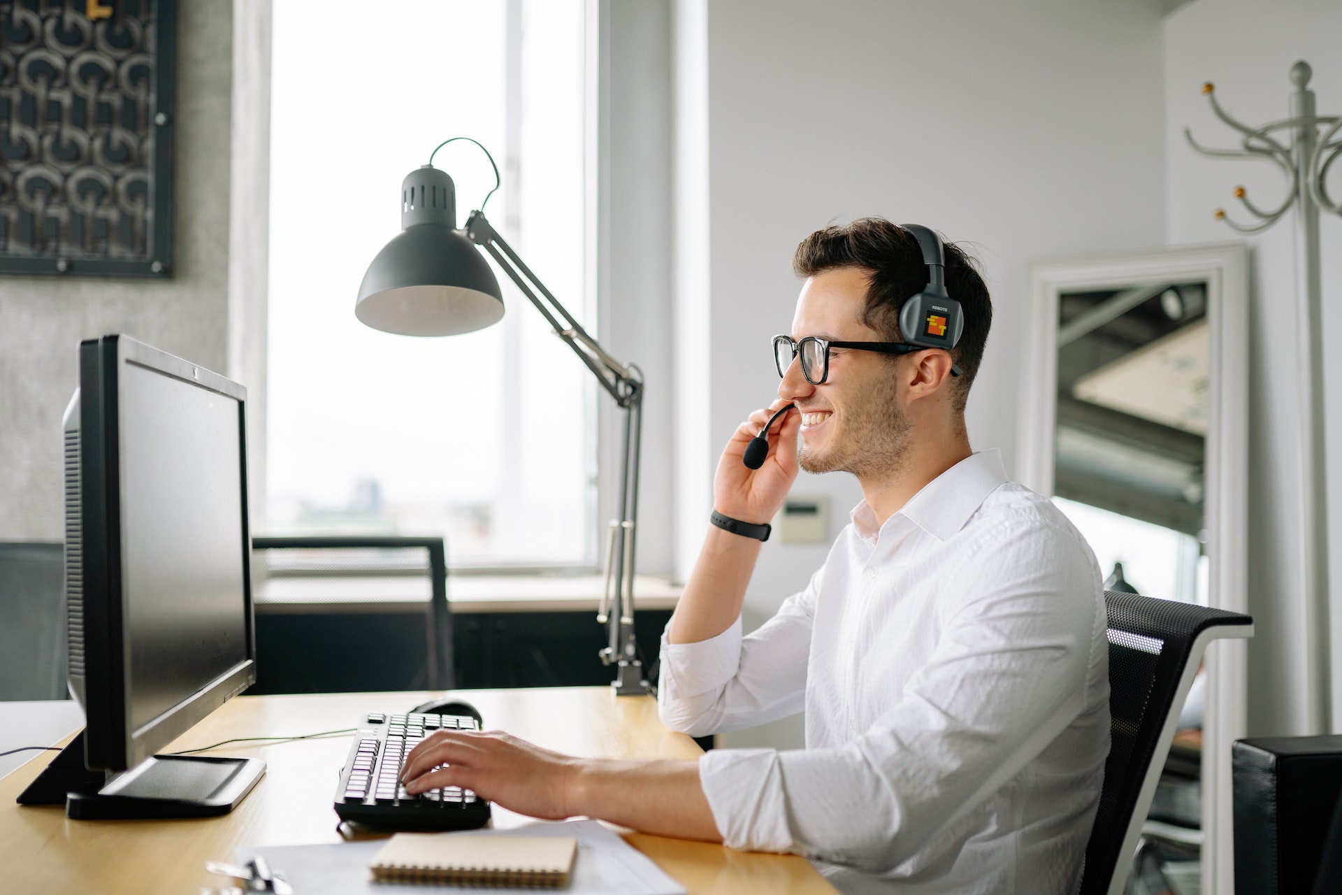 ハッカソンとは?企業が開催する目的やメリットや事例を紹介
